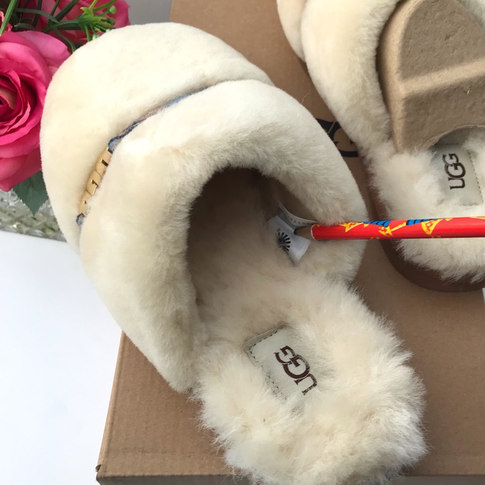 UGG Dalla Plaid - Picture 9 of 10